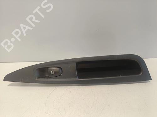 Comutador vidro trás esquerdo Comutador vidro trás esquerdo NISSAN QASHQAI II (J11, J11_) [2013-2026] 34472568 34472568