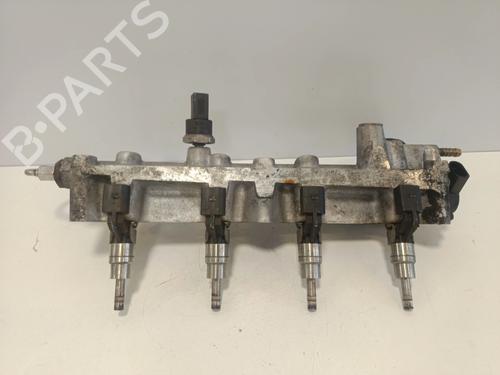 Used Injection rail Injection rail VW GOLF V (1K1) 1.4 FSI (90 hp) 34495342 34495342