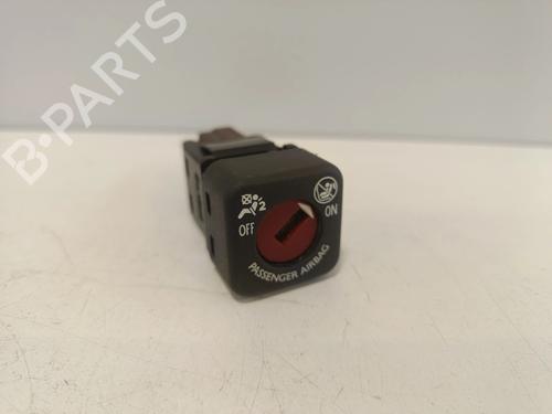 Used Switch Switch PEUGEOT 2008 II (UD_, US_, UY_, UJ_, UR_, UC_) [2019-2026] 34703655 34703655