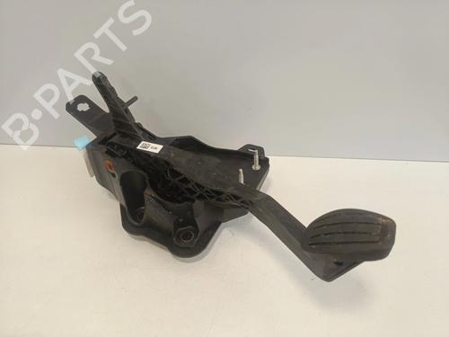 Used Break pedal Break pedal PEUGEOT 208 II (UB_, UP_, UW_, UJ_) 1.5 BlueHDI 100 (102 hp) 35727981 35727981