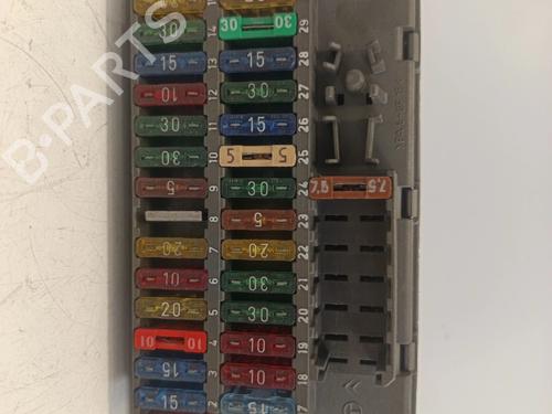 Used Fuse box Fuse box 35822420 35822420