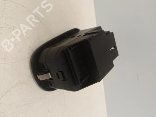 Left front window switch PEUGEOT 206 Hatchback (2A/C) 1.1 i | BP35818982I27 - Image 4