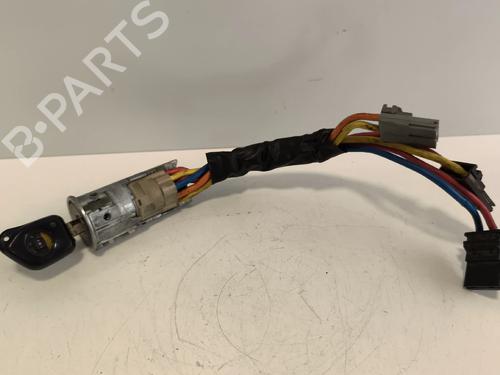 Used Ignition barrel Ignition barrel PEUGEOT 306 Hatchback (7A, 7C, N3, N5) 1.4 (75 hp) 35899125 35899125