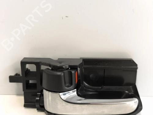 rear-left-interior-door-handle-toyota-corolla-_e12_-2001-2002-2003-2004-2005-2006-2007-2008-36038485 main image