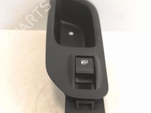 Used Right rear window switch Right rear window switch FIAT TIPO Saloon (356_, 357_) [2015-2026] 36388385 36388385