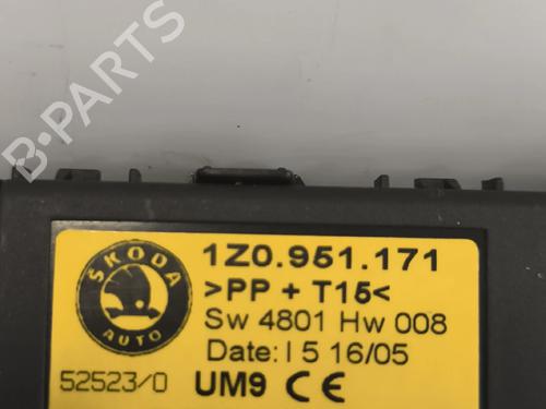 Electronic module SKODA OCTAVIA II (1Z3) 1.9 TDI | BP36388395M83 - Image 5