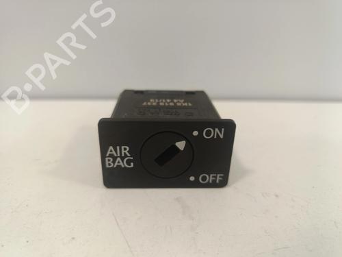 Commutateur Commutateur VW POLO V (6R1, 6C1) 1.2 (70 hp) 36474627 36474627