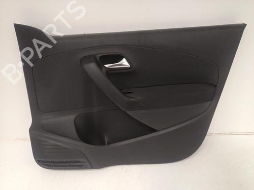 Forreste højre beklædning Forreste højre beklædning VW POLO V (6R1, 6C1) 1.2 (70 hp) 36477965 36477965