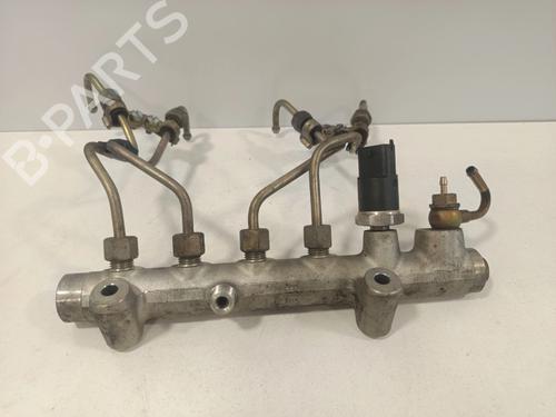 Used Injection rail Injection rail 36676705 36676705