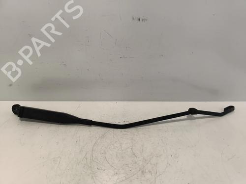 Used Front windshield wiper arm Front windshield wiper arm 36703987 36703987