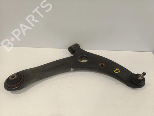Højre fortil bærearm Højre fortil bærearm MITSUBISHI COLT VI (Z3_A, Z2_A) 1.3 (Z21A) (95 hp) 36767283 36767283