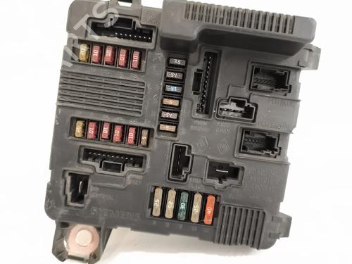 Used Fuse box Fuse box 36809915 36809915