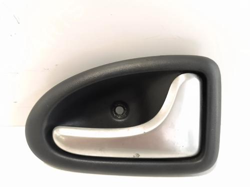 Used Rear right interior door handle Rear right interior door handle 36905011 36905011