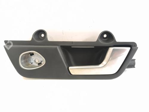 Used Front right interior door handle Front right interior door handle 37000810 37000810