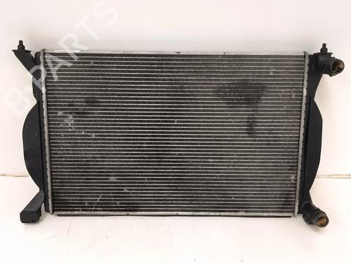 Used Water radiator Water radiator 37000850 37000850