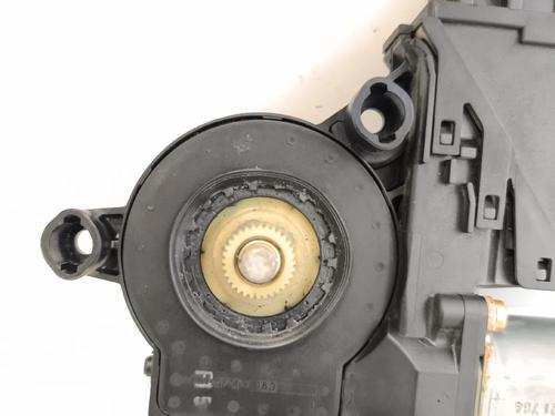 Right front window motor AUDI A4 B6 Avant (8E5) 1.9 TDI quattro | BP37000826E20 - Image 3
