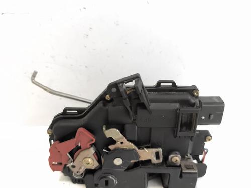 Used Rear left lock Rear left lock 37000829 37000829