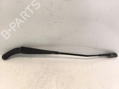 Used Front windshield wiper arm Front windshield wiper arm 37021394 37021394