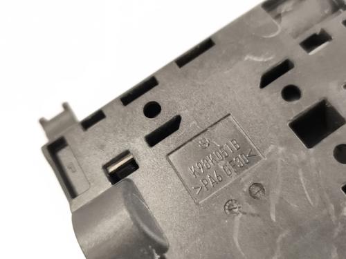 Fuse box AUDI A5 Sportback (8TA) 2.0 TDI | BP37001010E1 - Image 4