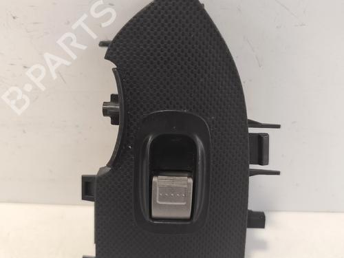 Used Right front window switch Right front window switch 37072347 37072347