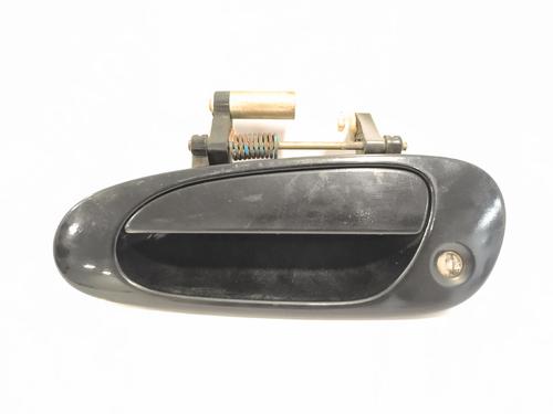Used Front left exterior door handle Front left exterior door handle 37072351 37072351