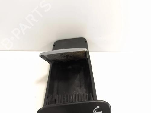 Asbak Asbak FORD FOCUS I (DAW, DBW) 1.4 16V (75 hp) 37201077 37201077