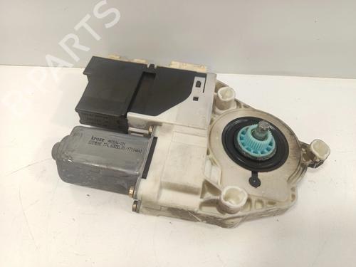 Used Right front window motor Right front window motor 37244240 37244240