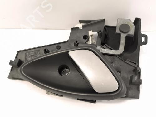 Used Rear right interior door handle Rear right interior door handle 37244251 37244251