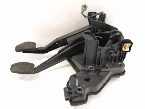Used Pedal Pedal 37244254 37244254