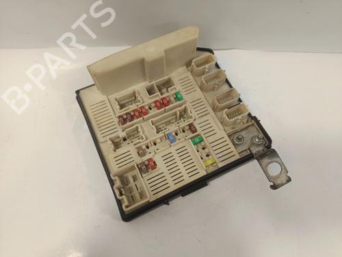 Used Fuse box Fuse box 37509041 37509041