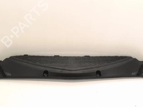 Griglia sotto parabrezza Griglia sotto parabrezza RENAULT MODUS / GRAND MODUS (F/JP0_) 1.2 (JP0C, JP0K, FP0C, FP0K, FP0P, JP0P, JP0T) (75 hp) 37586907 37586907