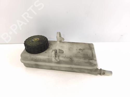 Used Brake fluid reservoir Brake fluid reservoir 37526257 37526257
