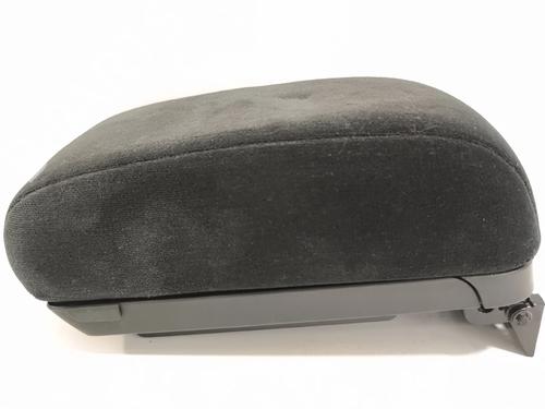 Used Armrest / Center console Armrest / Center console 37645698 37645698