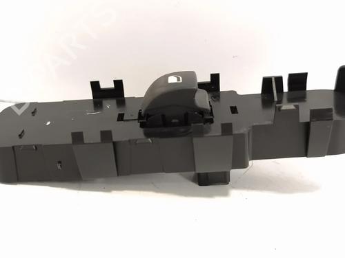 Right front window switch CITROËN C4 Coupe (LA_) 1.6 HDi | BP37606610I26 - Image 3