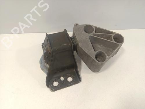 Used Engine mount Engine mount 37699456 37699456