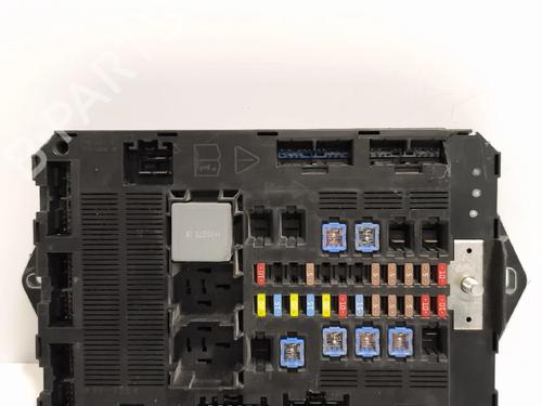 Used Fuse box Fuse box 37757350 37757350