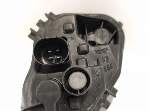 Lamp holder SEAT LEON ST (5F8) 1.6 TDI | BP38051729L10 - Image 4