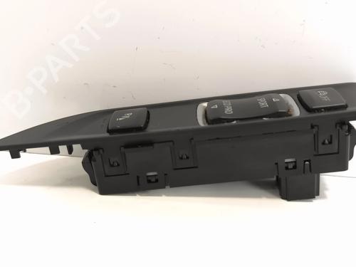 Switch BMW 1 (F20) 120 d xDrive | BP38084626I30 - Image 2