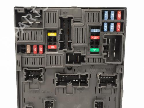 Used Fuse box Fuse box 38095018 38095018