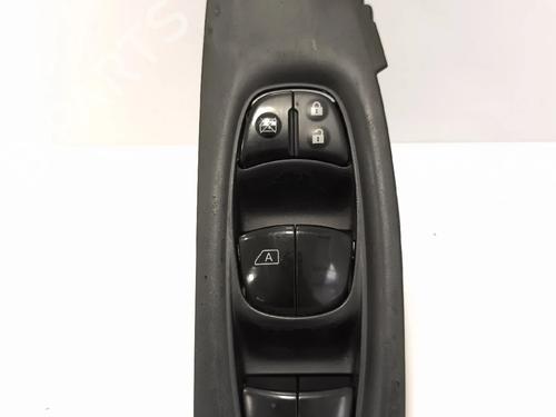 Used Left front window switch Left front window switch 38095017 38095017