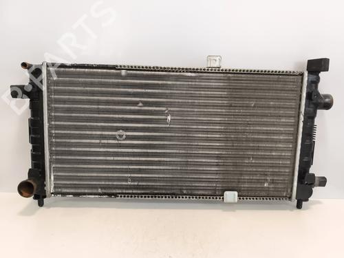 Used Water radiator Water radiator 38172460 38172460
