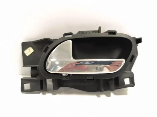 Used Front left interior door handle Front left interior door handle 38324300 38324300
