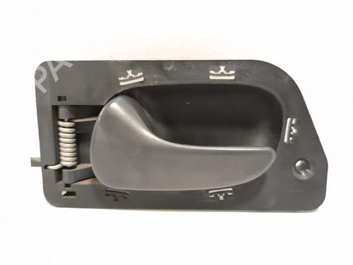 Puxador interior frente esquerdo Puxador interior frente esquerdo 38466695 38466695