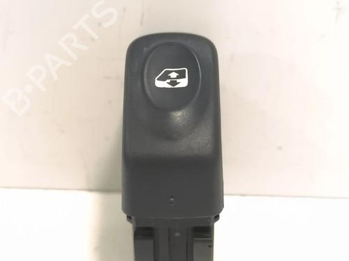 Used Left front window switch Left front window switch RENAULT CLIO II (BB_, CB_) 1.5 dCi (B/CB07) (65 hp) 38525895 38525895
