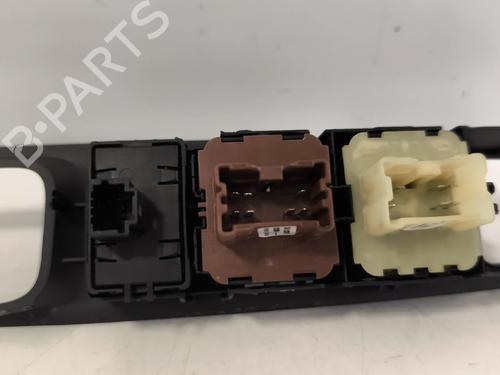 Left front window switch RENAULT CLIO IV (BH_) 0.9 TCe 90 (BHNF, BHMA, BHMH, BHJK, BHJR) | BP38646500I27 - Image 5