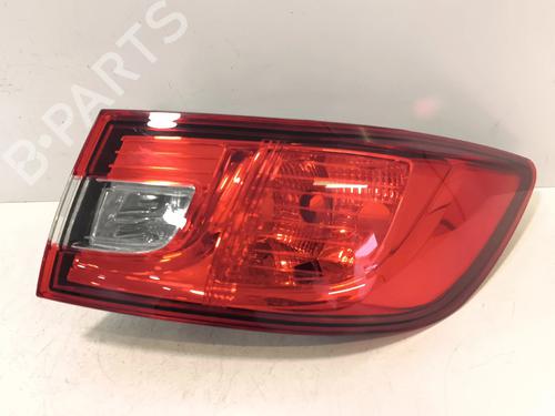 right-taillight-renault-clio-iv-bh_-2012-2013-2014-2015-2016-2017-2018-2019-2020-2021-38646515 main image