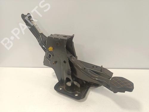 Used Break pedal Break pedal 38735955 38735955