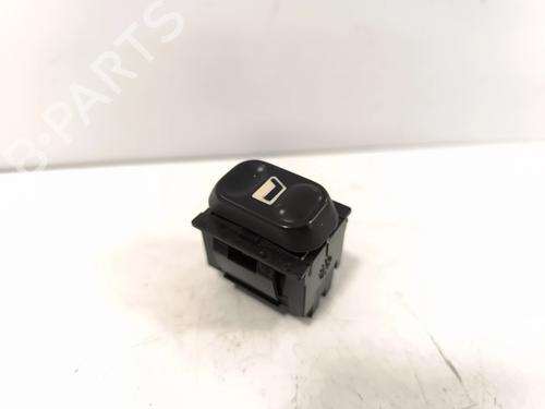 Used Right front window switch Right front window switch 39035175 39035175