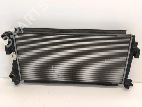 Used Water radiator Water radiator 39078070 39078070