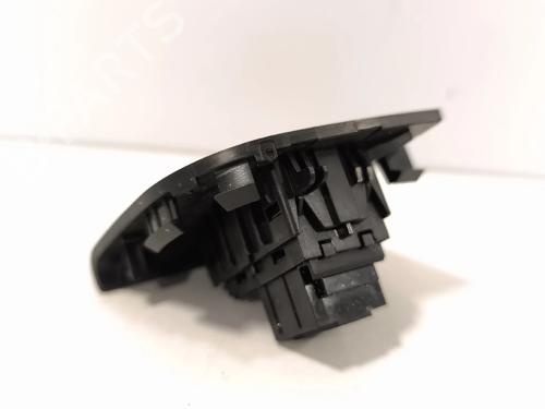 Left rear window switch SKODA OCTAVIA III Combi (5E5, 5E6) 1.6 TDI | BP39096209I29 - Image 2